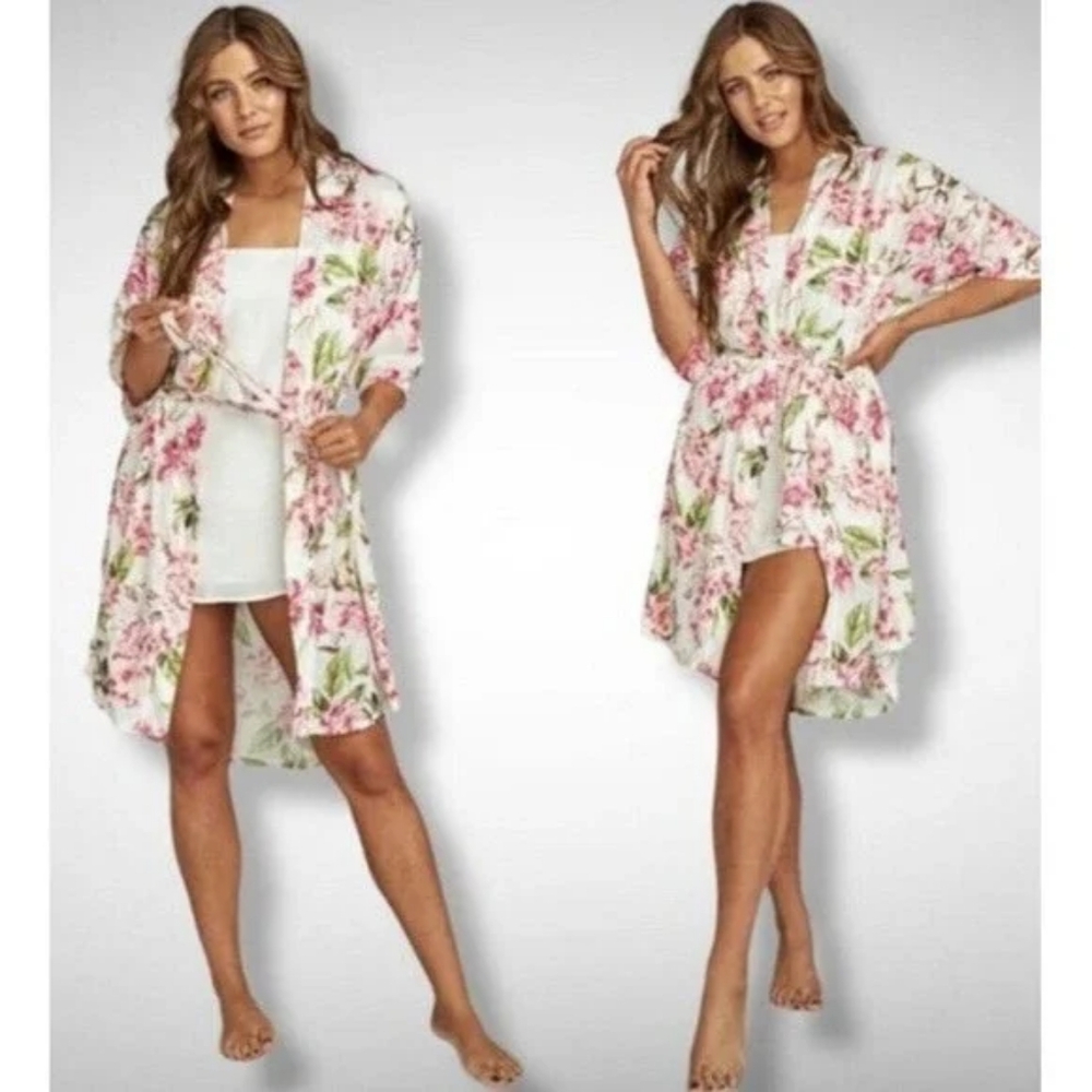 Show Me Your MuMu Brie Floral Robe